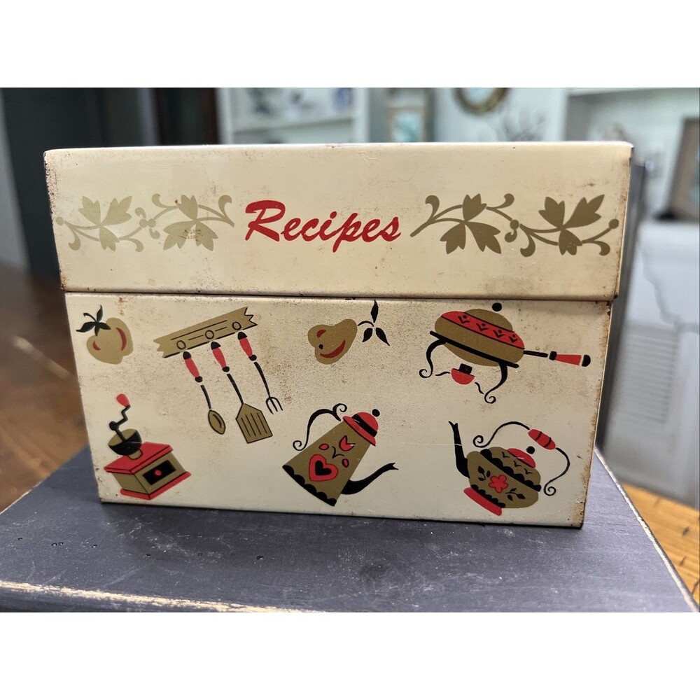 Vintage recipe tin holder    5.5" x 4"  #11 Tab cards